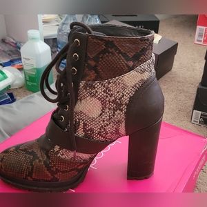 Platform boots.